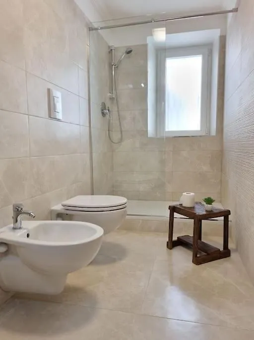 Sealand-Guest House Bari Apartament